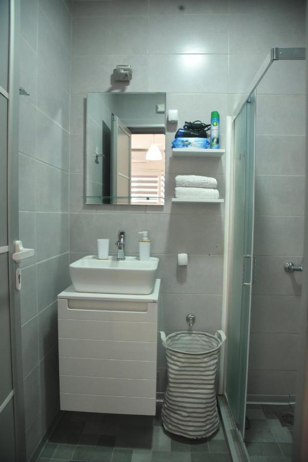 Dekart 2 Apartment Ni 外观 照片